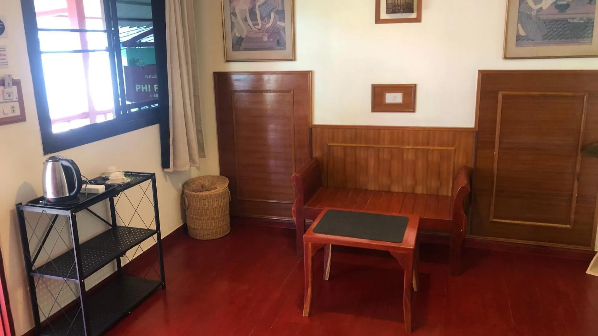 Phi Phi Dream Guest House contacts